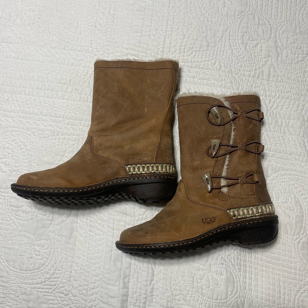 EUC UGG Australia Kona Brown Waterproof Boots SZ 7